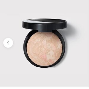 Laura Geller Baked Balance-n-Brighten Color Correcting Foundation - Porcelain